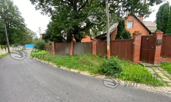 Вид старого забора