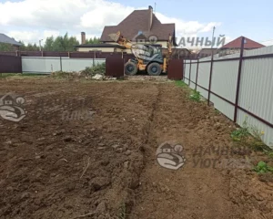 Черновая планировка участка трактором