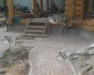 Дорожки на участке из брусчатки
