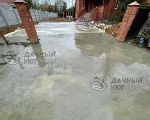 Готовая площадка и въезд на участок