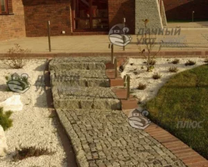 Мощение брусчаткой дорожек