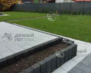Открытая терраса, мощеная плиткой