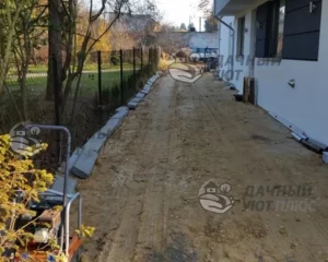 Подготовительный этап - расчистка, выравнивание, отсыпка