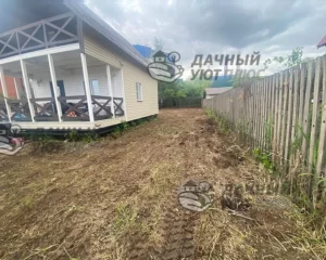 Расчищенная придомовая территория