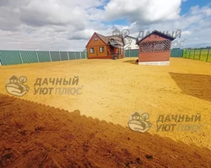 Выровненный и расчищенный участок