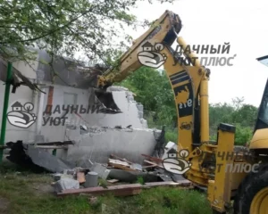 Снос стен дачного дома
